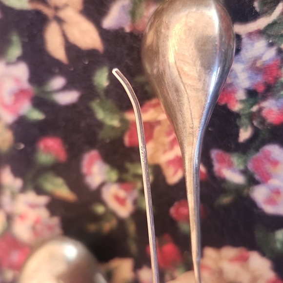 Sterling Silver Earrings 925 - Picture 4 of 5